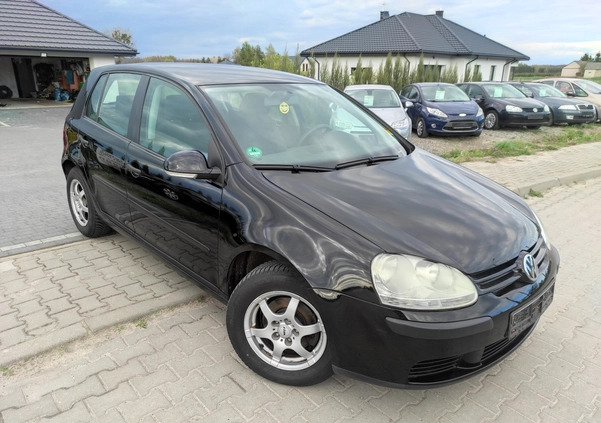 Volkswagen Golf cena 13500 przebieg: 179000, rok produkcji 2005 z Krasnystaw małe 46